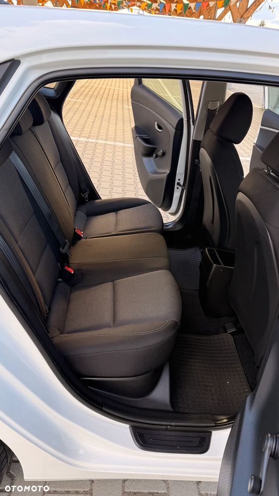 Hyundai i30 1.4 Style - 11