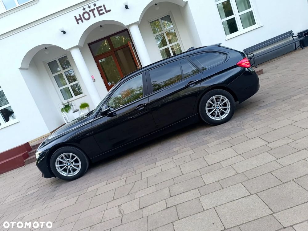 BMW Seria 3 318d DPF Edition Lifestyle - 20