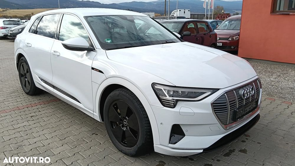 Audi E-Tron 2021 photo 2