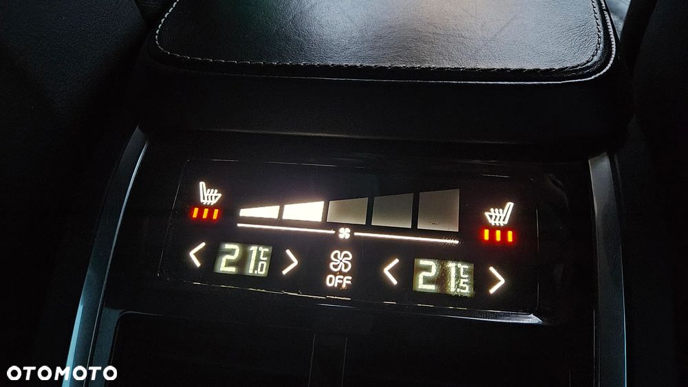 Volvo V90 D4 Inscription - 19