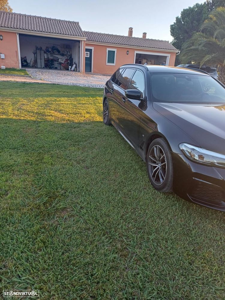 BMW 520 d Pack Desportivo M Auto - 2