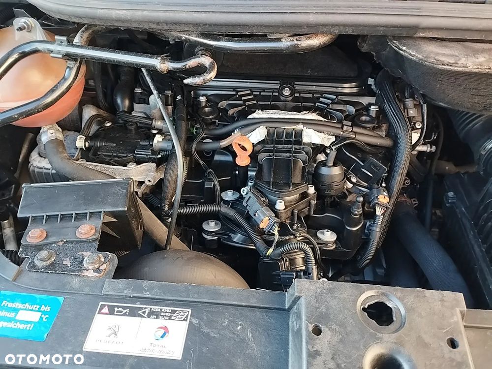 Peugeot 807 HDi 135 Family - 17