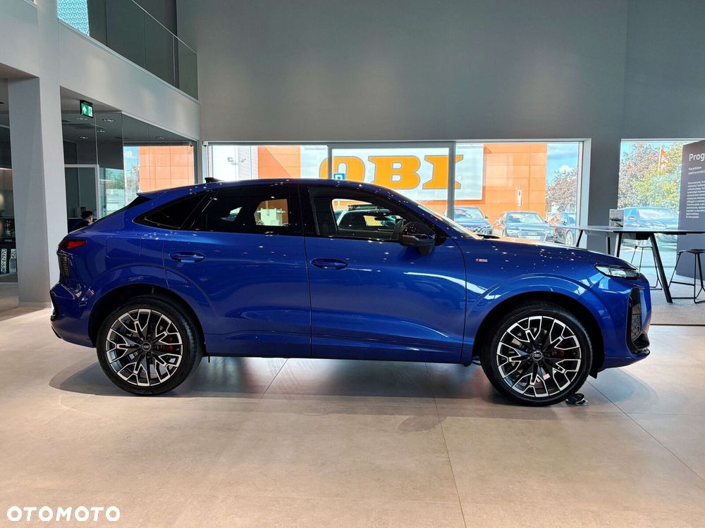 Audi Q3 Sportback - 8