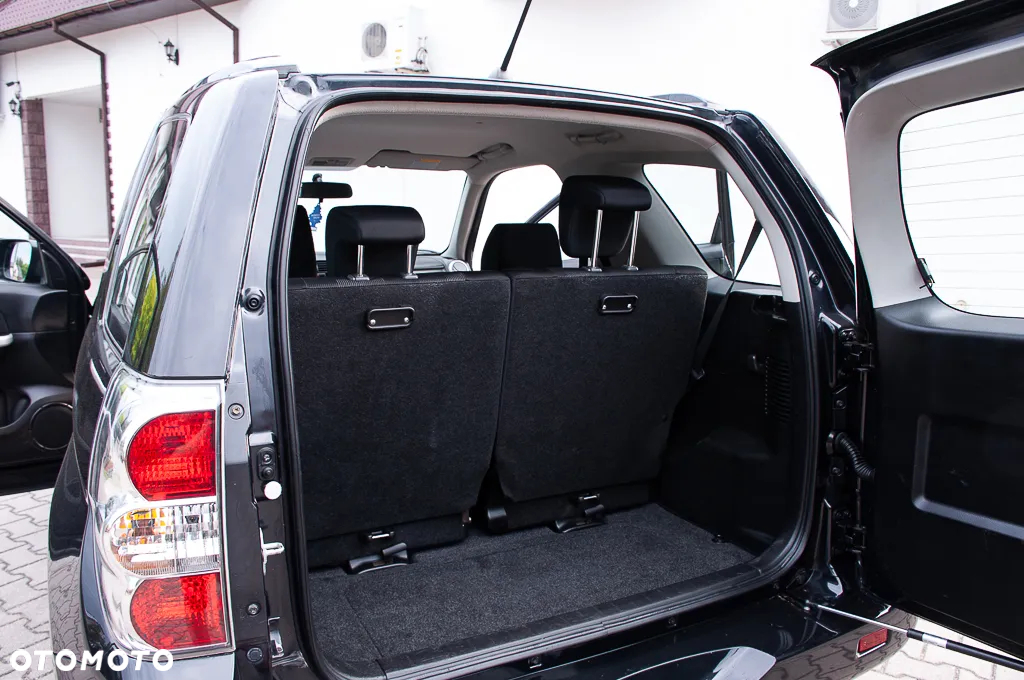 Suzuki Grand Vitara 2.4 Premium - 29