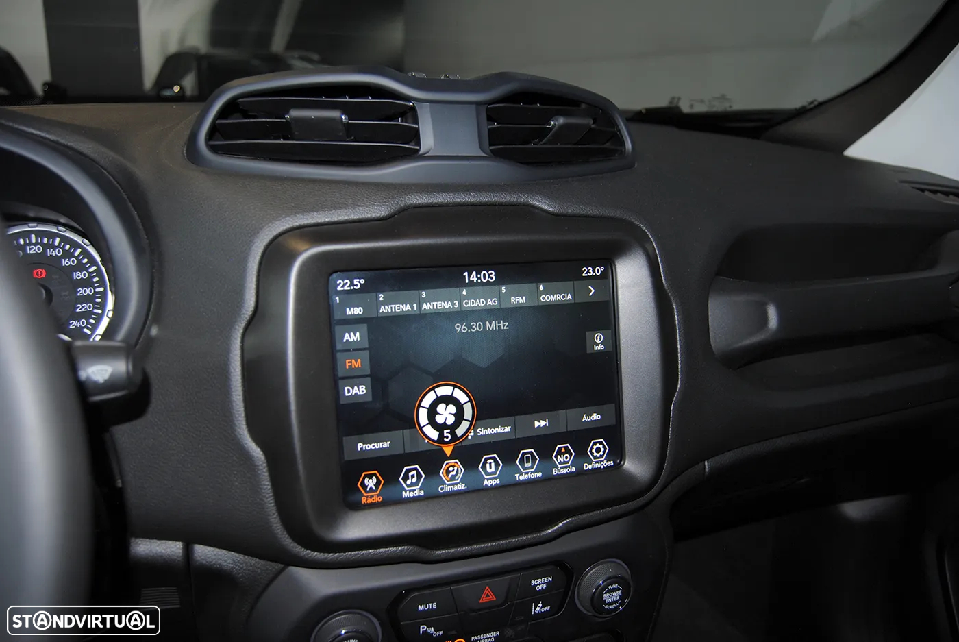 Jeep Renegade 1.5 TG e-Hybrid Limited DCT - 29