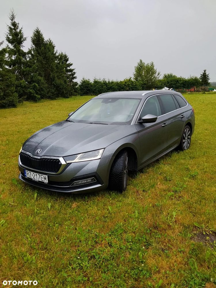 Skoda Octavia 2.0 TDI Style DSG - 1
