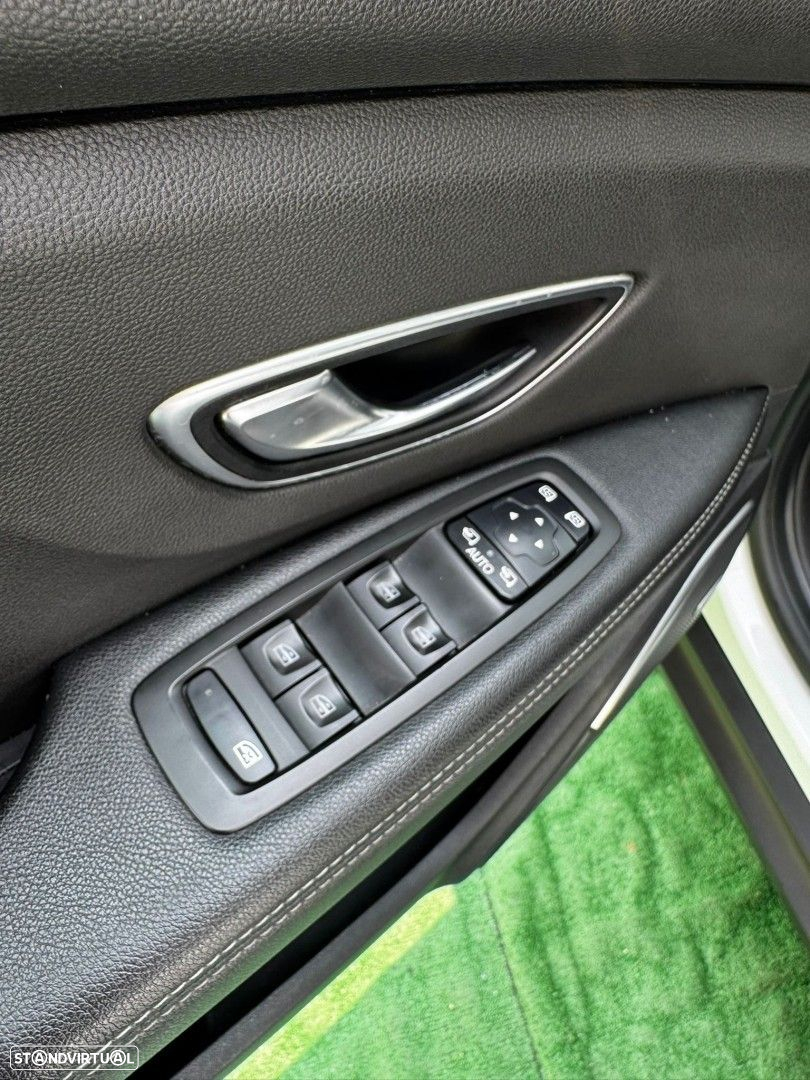Renault Grand Scénic ENERGY dCi 130 BOSE EDITION - 16