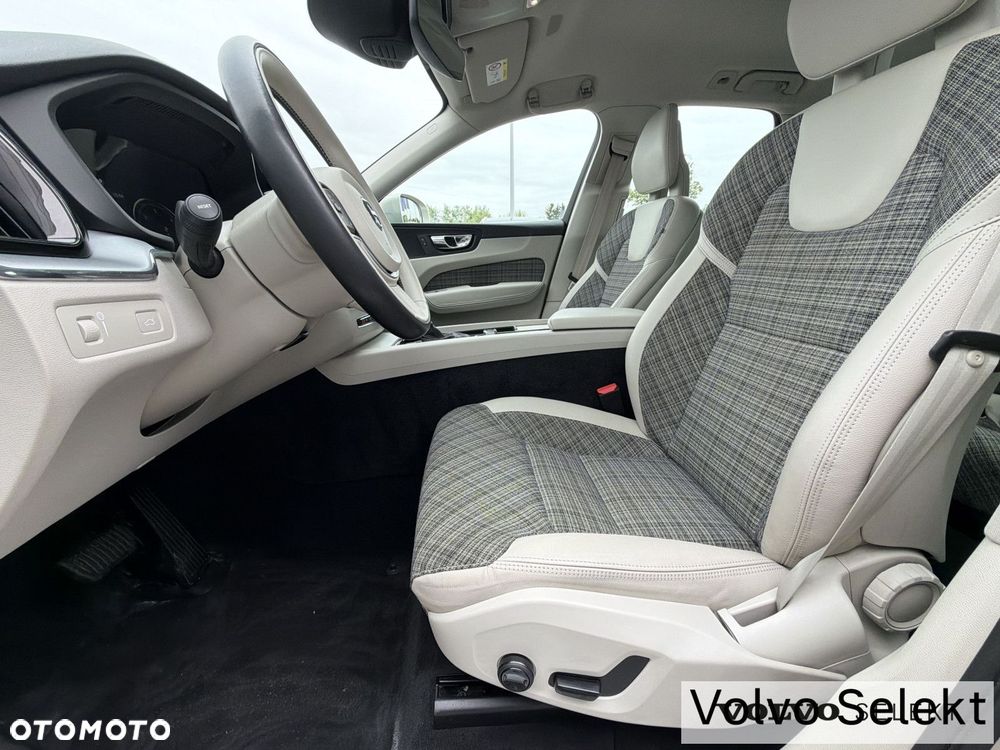 Volvo XC 60 - 11