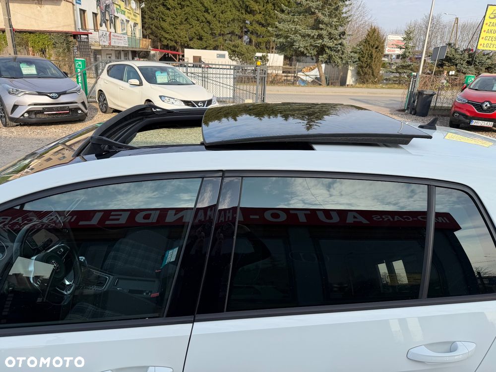 Volkswagen Golf - 17