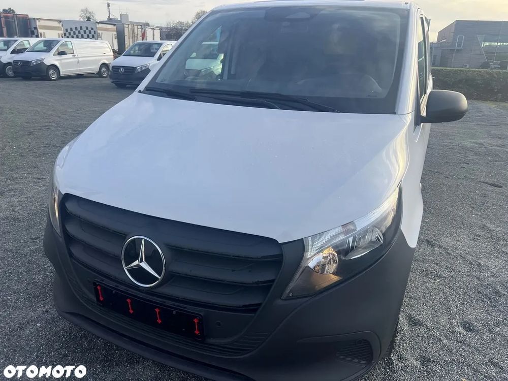 Mercedes-Benz Vito - 20