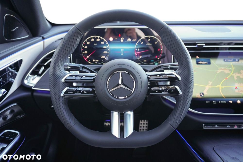 Mercedes-Benz Klasa E 220 d mHEV 4-Matic AMG 9G-Tronic - 8