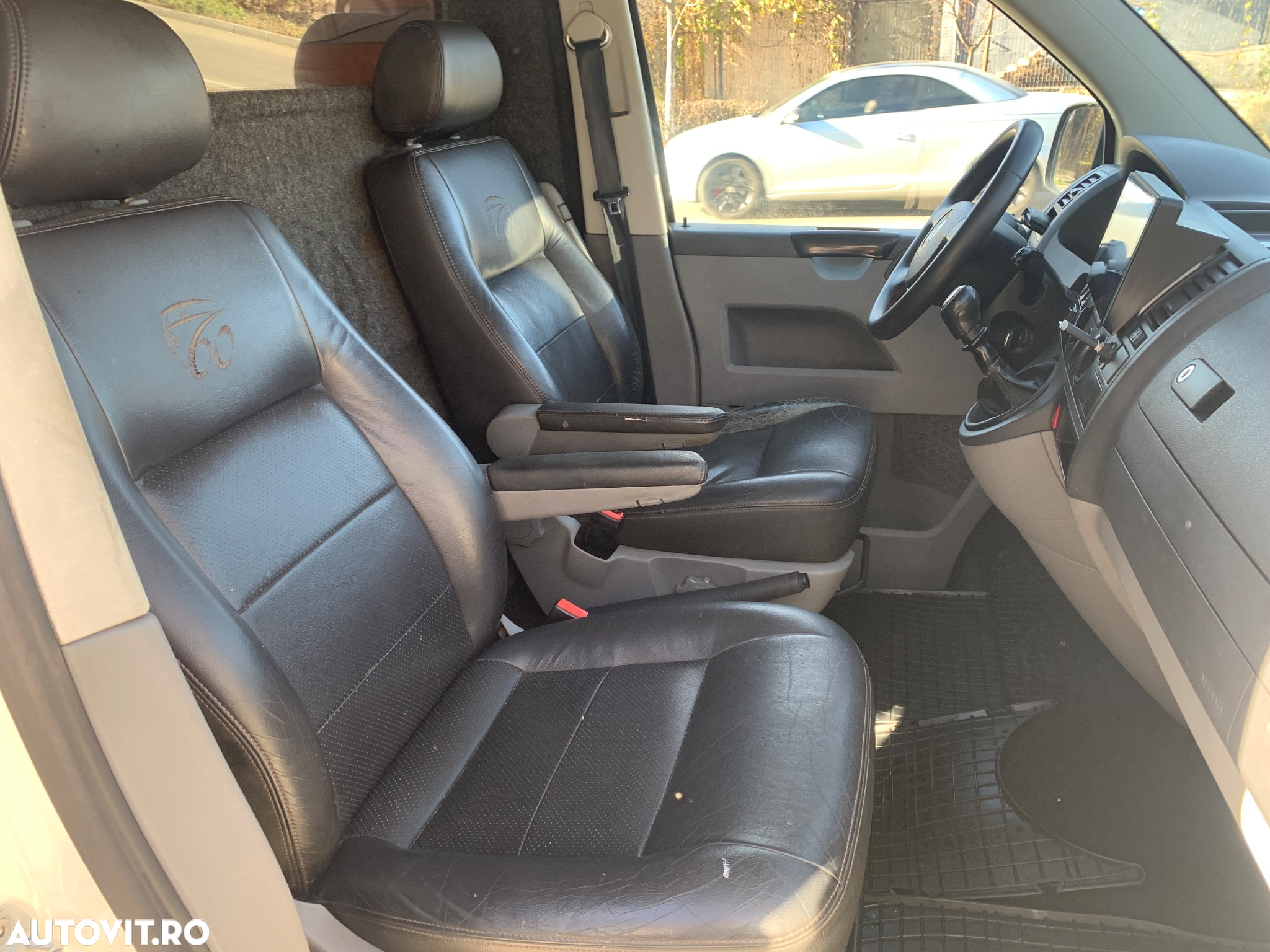 Volkswagen Transporter - 7