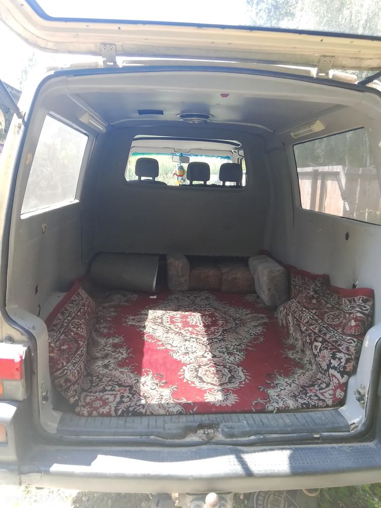 Volkswagen Transporter - 7