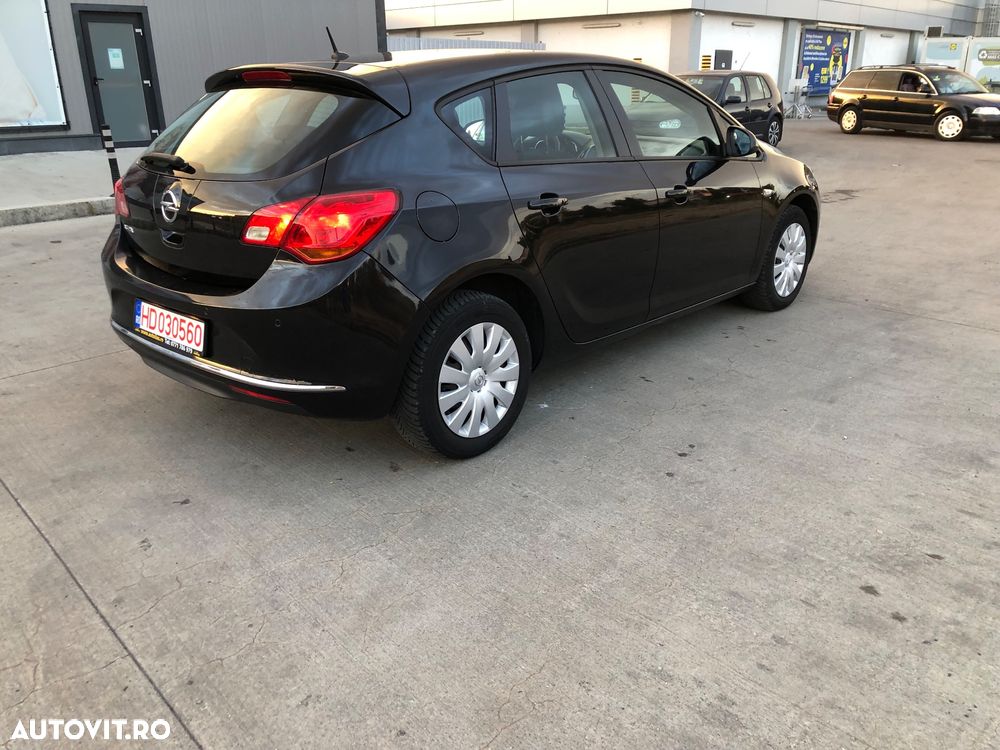 Opel Astra 1.4 Turbo ECOTEC Selection - 4