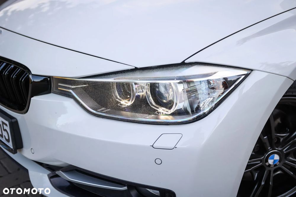 BMW Seria 3 320d Sport Line - 7