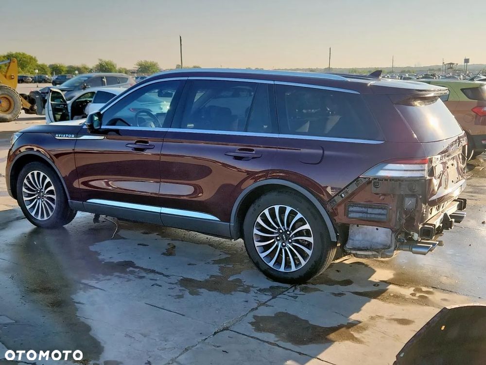 Lincoln Aviator - 6