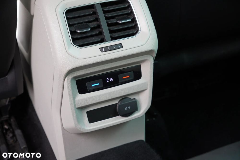 Volkswagen Tiguan - 17