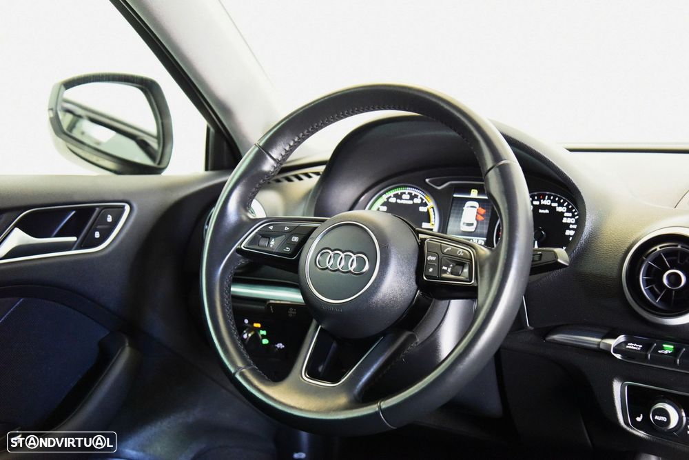 Audi A3 Sportback - 27