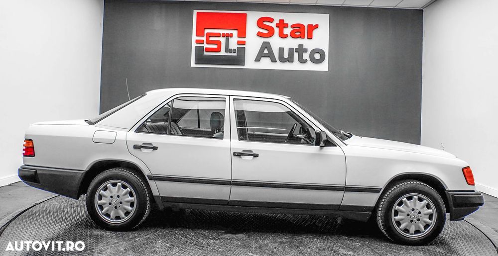 Mercedes-Benz E - 12