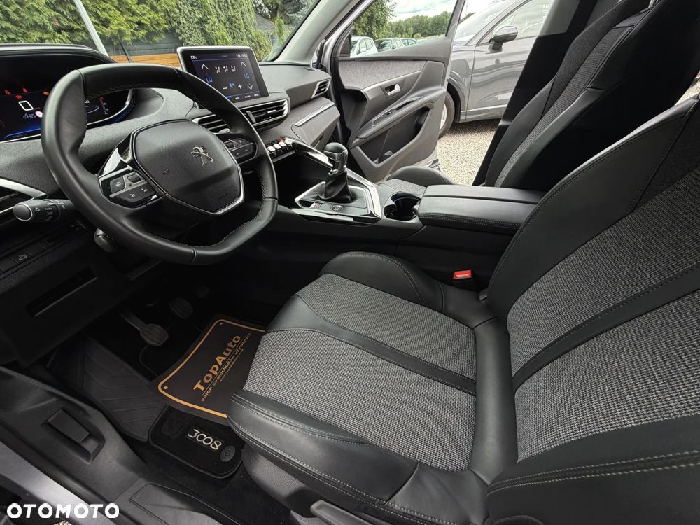 Peugeot 3008 - 18
