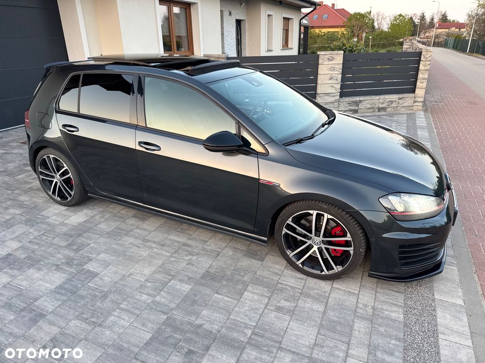 Volkswagen Golf GTI Performance BlueMotion Technology DSG - 11