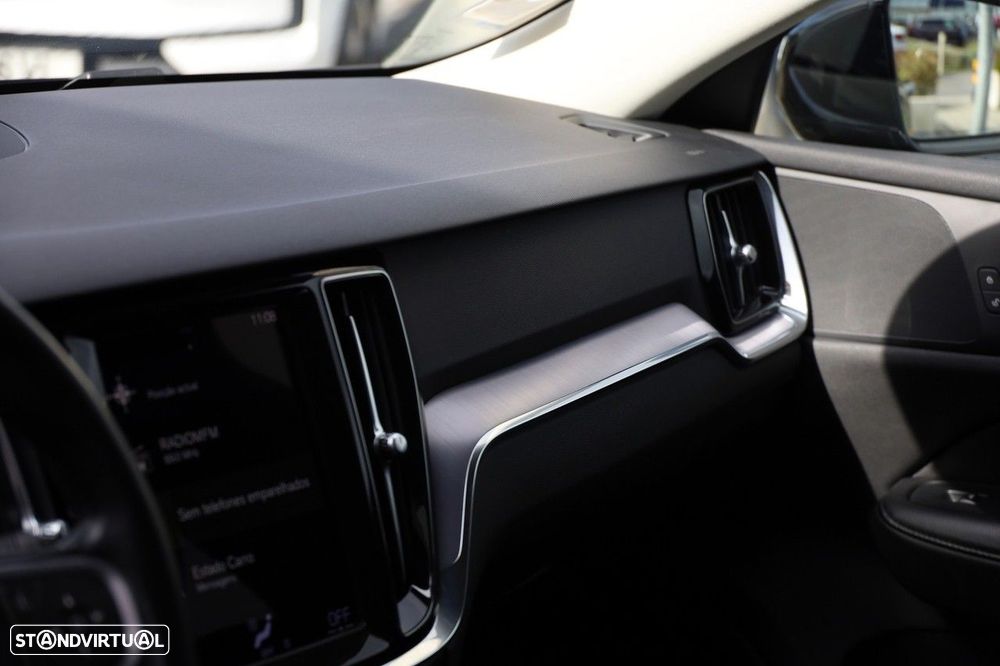 Volvo V60 2.0 T6 AWD TE Inscription Expression - 16