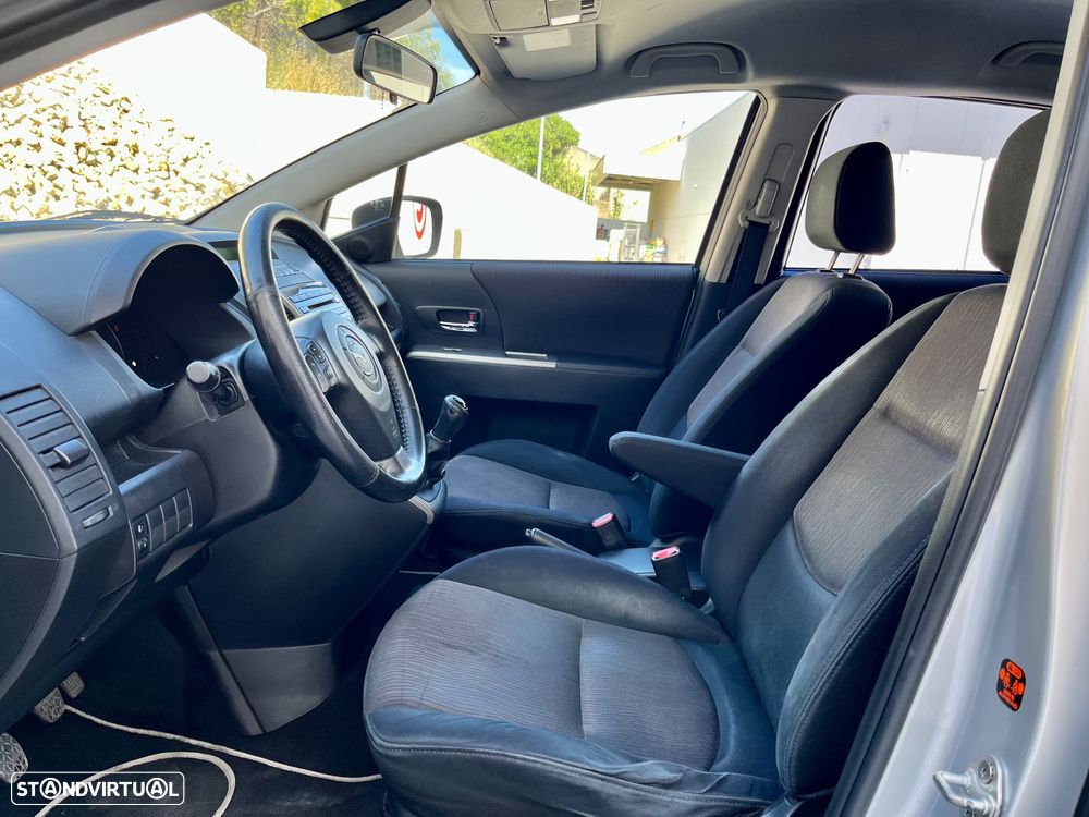 Mazda 5 - 24
