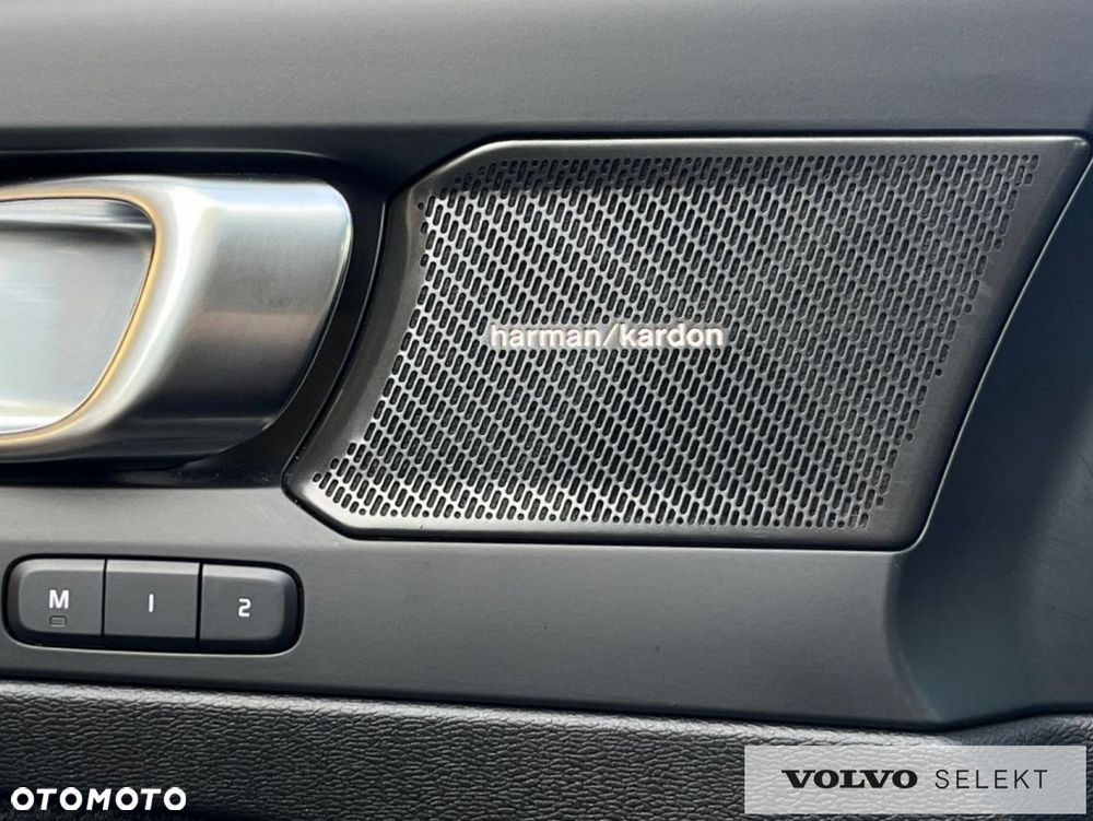 Volvo XC 40 - 28