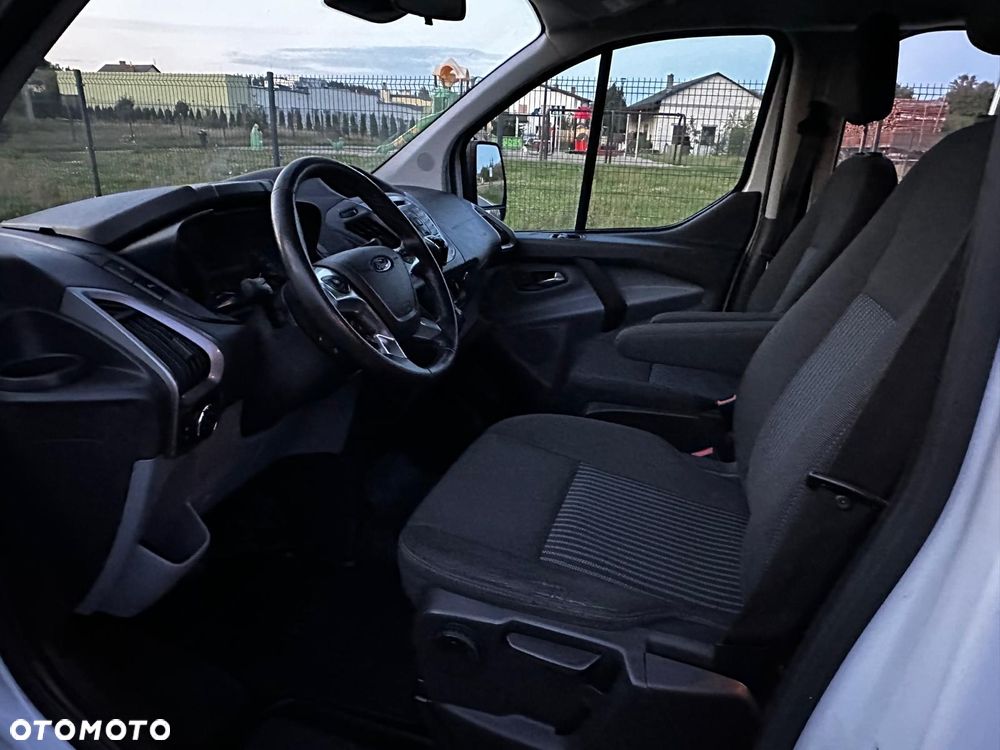 Ford Transit Custom - 19