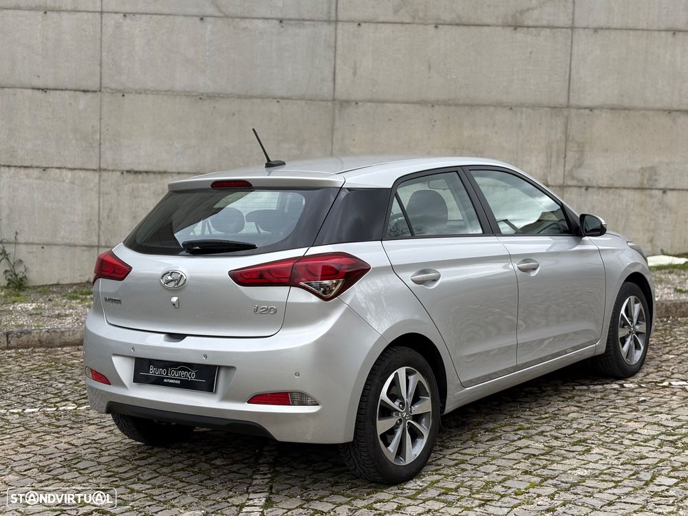 Hyundai i20 1.1 CRDi Style - 12