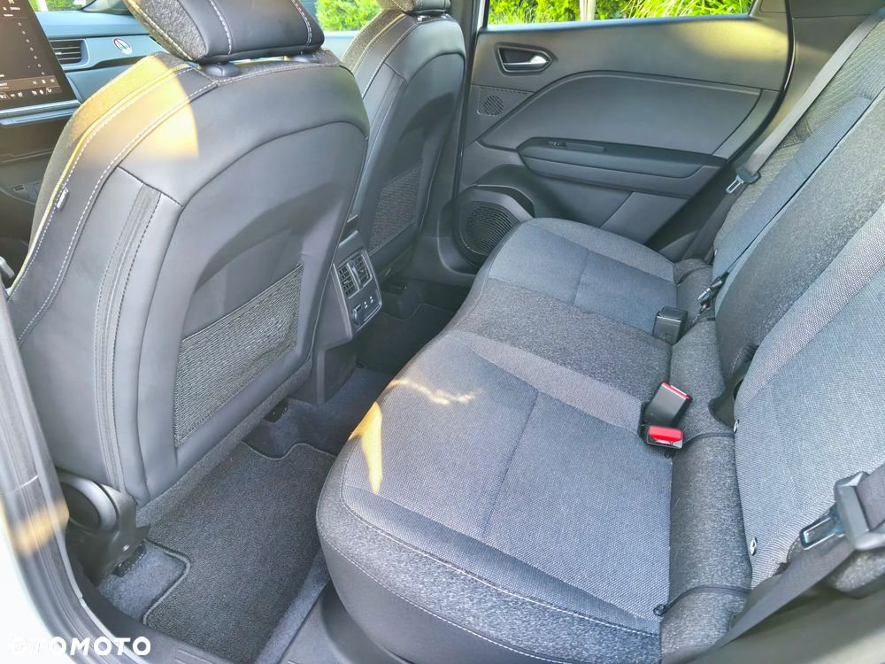 Renault Captur TCe Mild Hybrid 140 EDC GPF TECHNO - 20