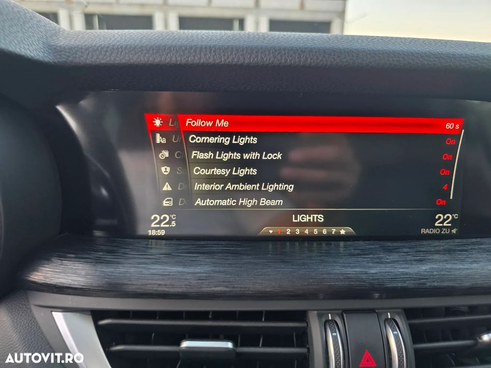 Alfa Romeo Stelvio 2.2 16V AT8 Q4 Veloce - 15