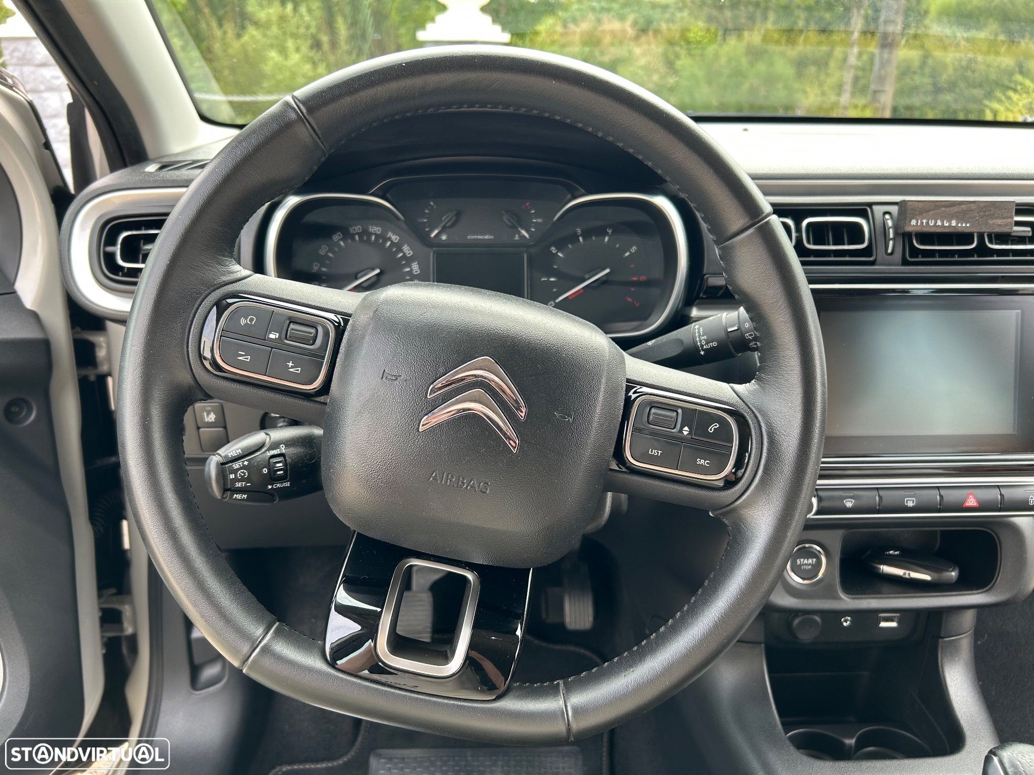 Citroën C3 1.6 BlueHDi Shine - 9