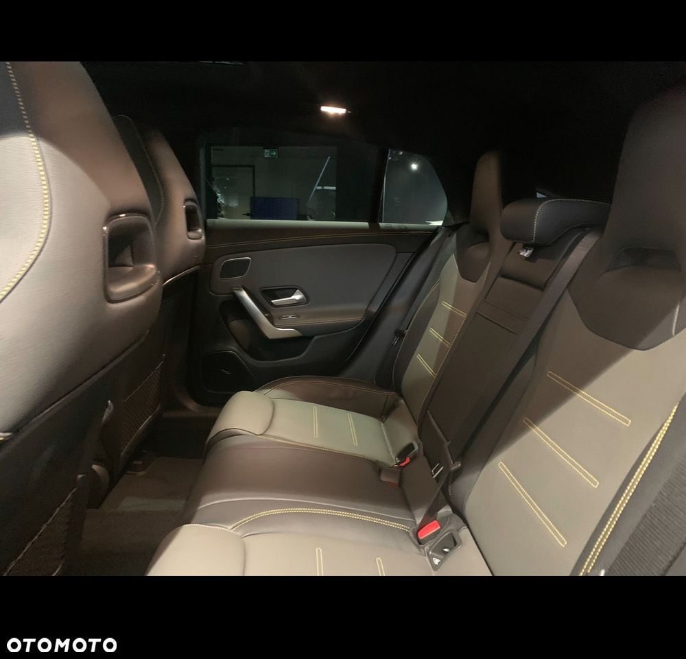 Mercedes-Benz CLA AMG 45 S 4-Matic 8G-DCT - 4