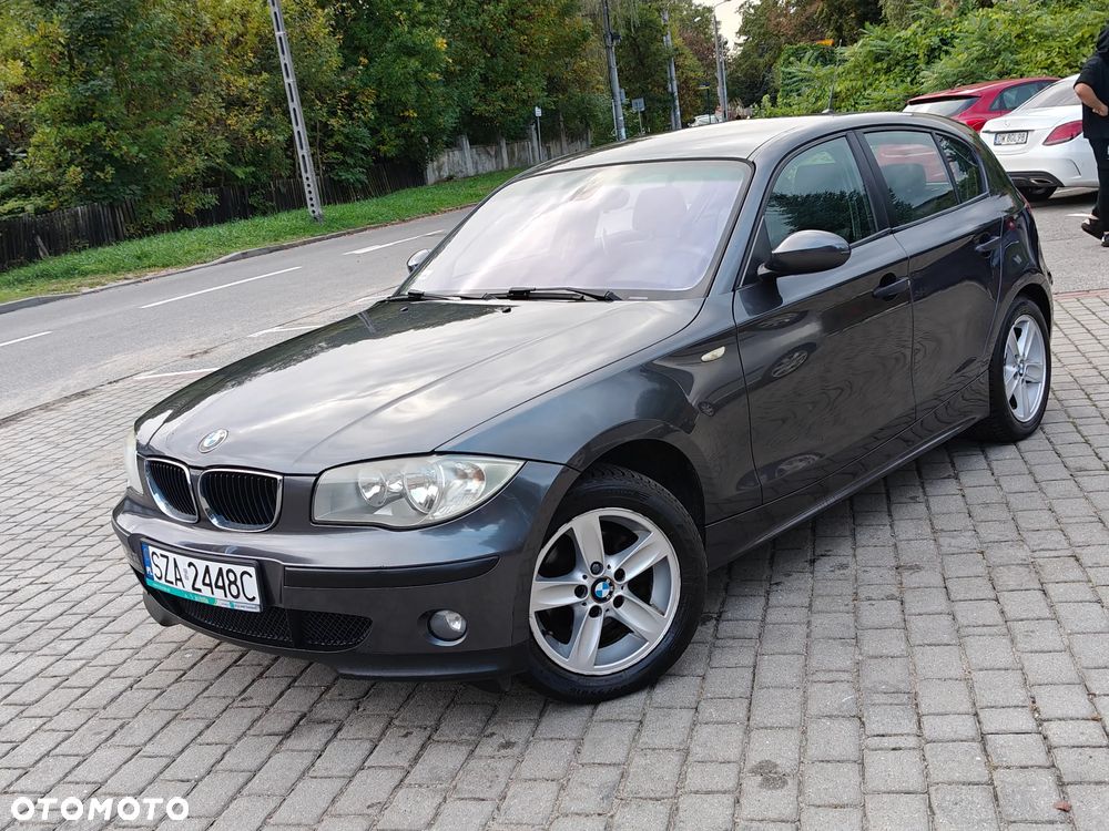 BMW Seria 1 118i - 3