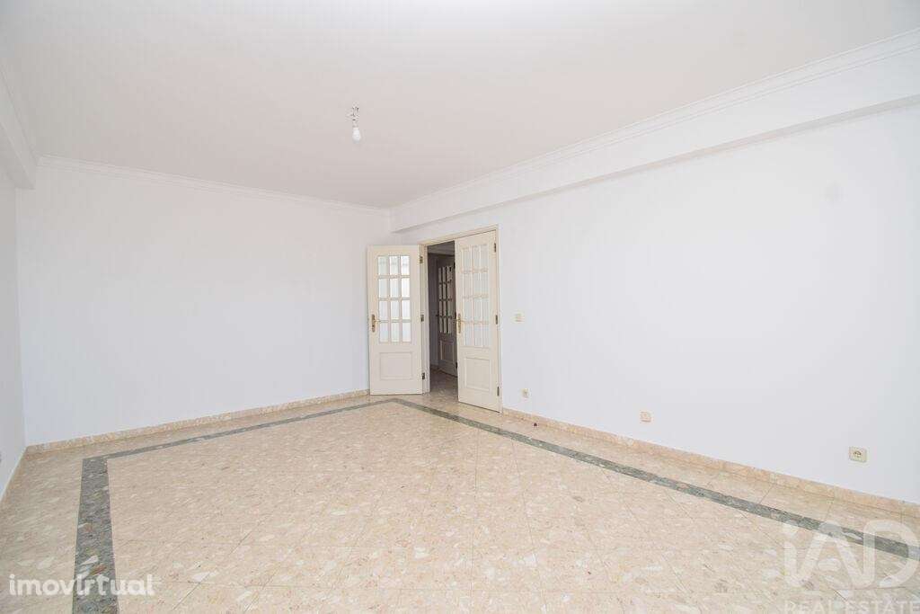 Apartamento T2 em Agualva e Mira-Sintra - Grande imagem: 4/30