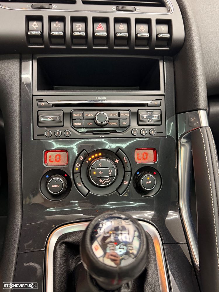 Peugeot 3008 1.6 HDi Roland Garros - 54