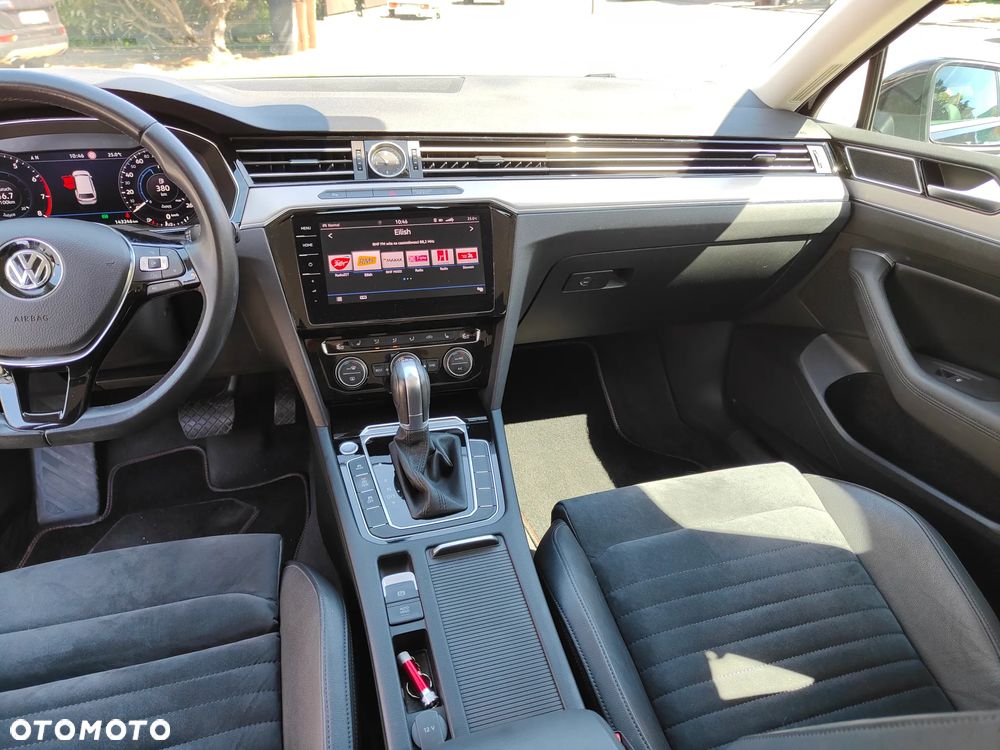 Volkswagen Passat Variant 1.8 TSI BMT Highline DSG - 15