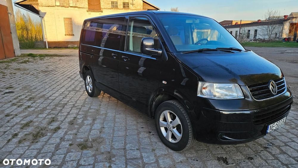 Volkswagen Transporter - 1
