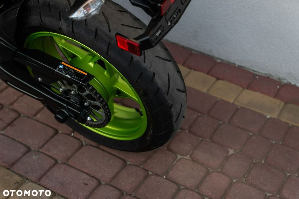 Kawasaki Z 650 - 10