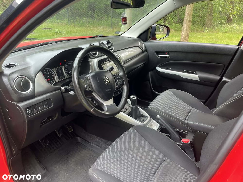 Suzuki Vitara 1.6 Premium 2WD - 8