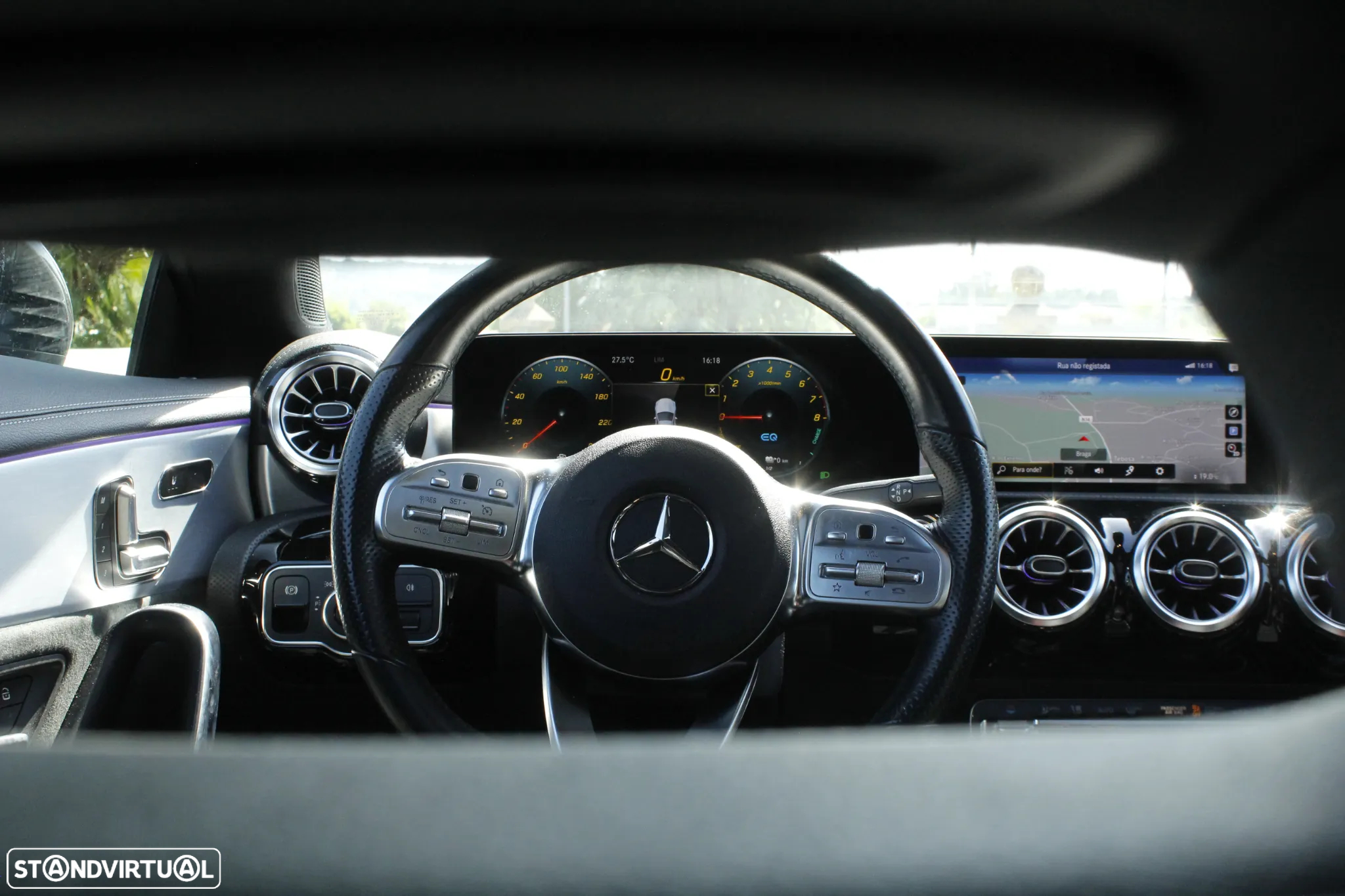 Mercedes-Benz CLA 250 e Shooting Brake AMG Line - 35