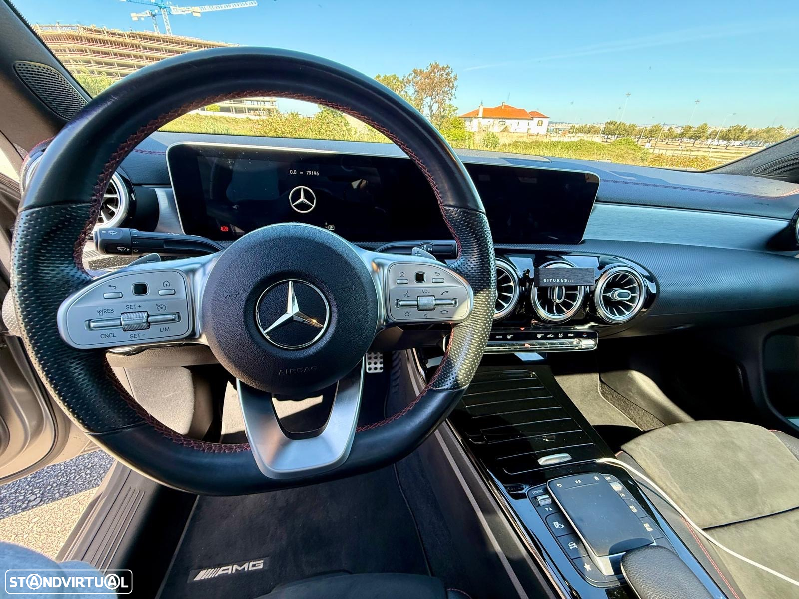 Mercedes-Benz CLA 200 - 9