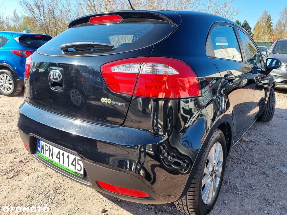 Kia Rio 1.2 Dream Team Edition - 6
