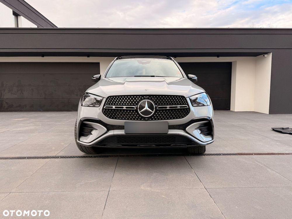 Mercedes-Benz GLE - 11