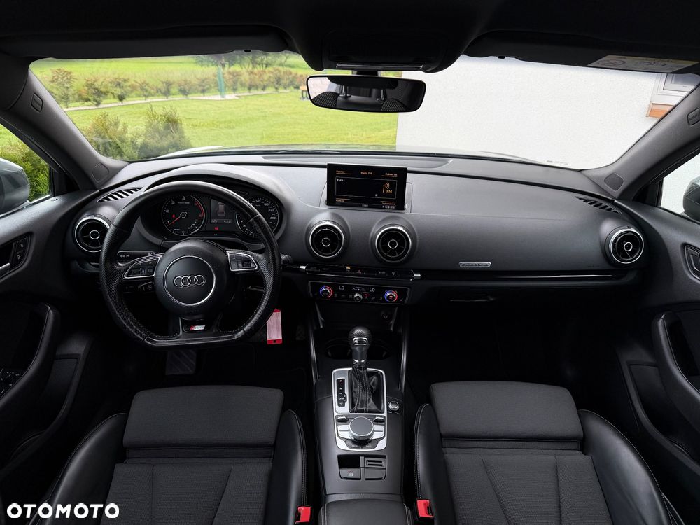 Audi A3 Sportback 2.0 TDI (clean diesel) quattro S tronic S line Sportpaket - 5