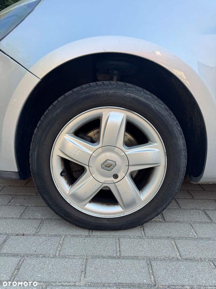 Renault Clio 1.6 16V Extreme - 26