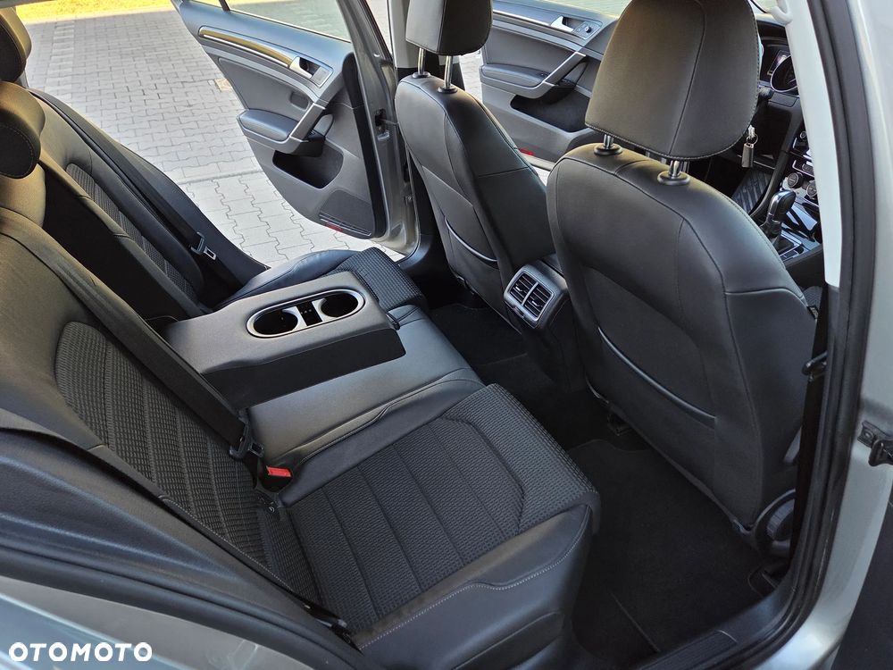 Volkswagen Golf 1.4 TSI ACT BlueMotion Technology DSG Highline - 22