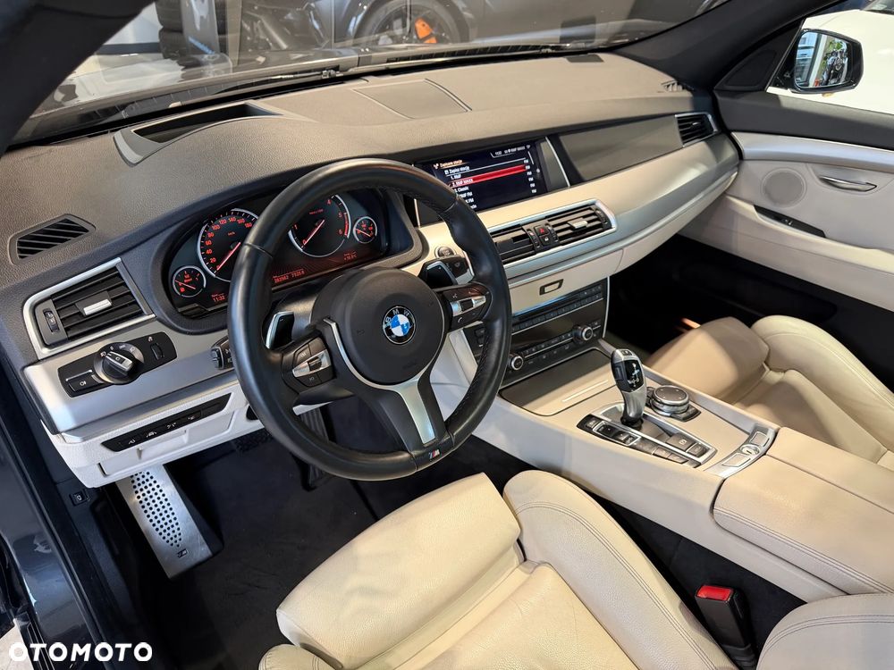 BMW Seria 5 535d xDrive Sport-Aut - 14