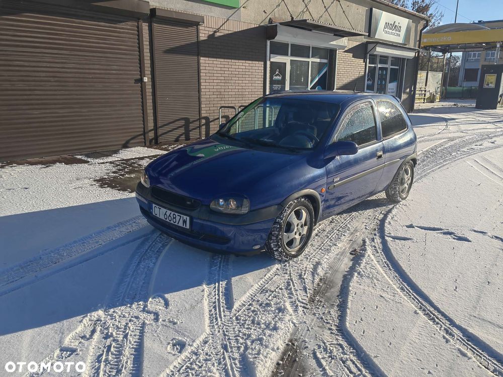 Opel Corsa 1.2 16V Sport - 2